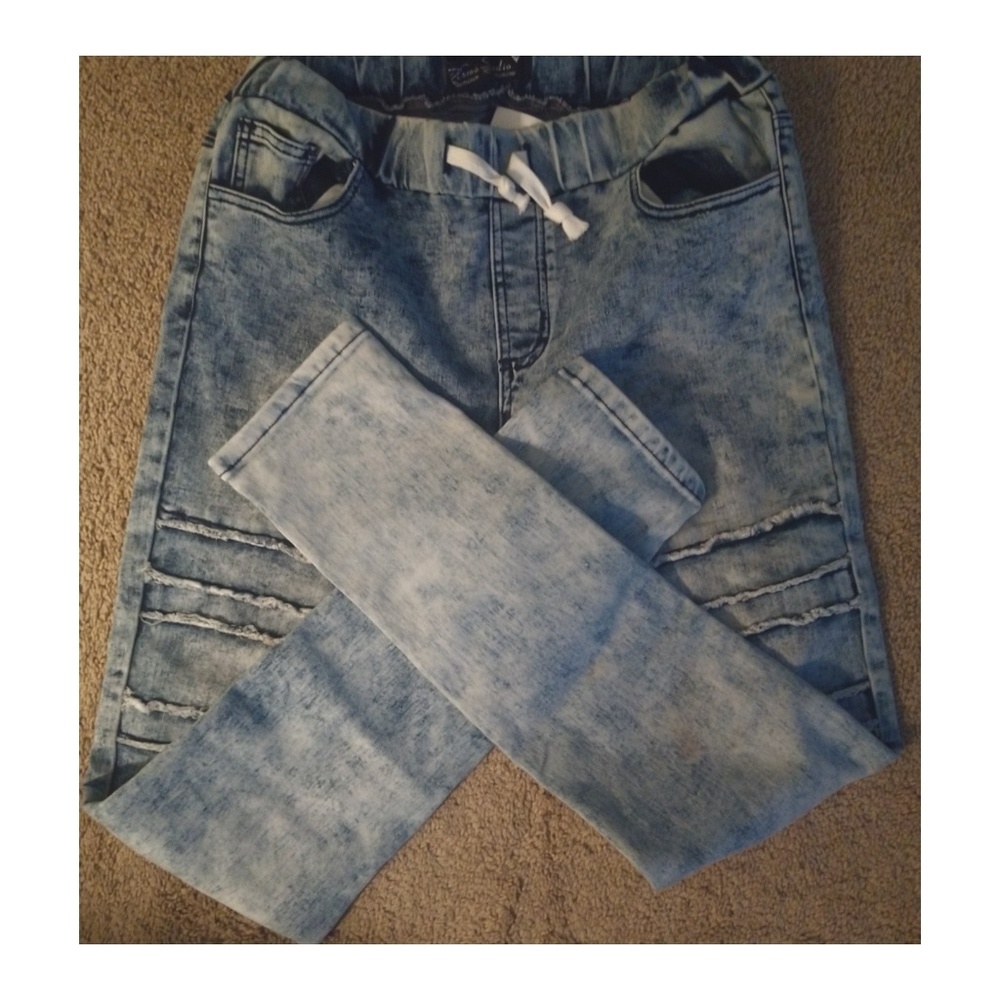 NWT! ROMA STUDIO PREMIUM COLLECTION!